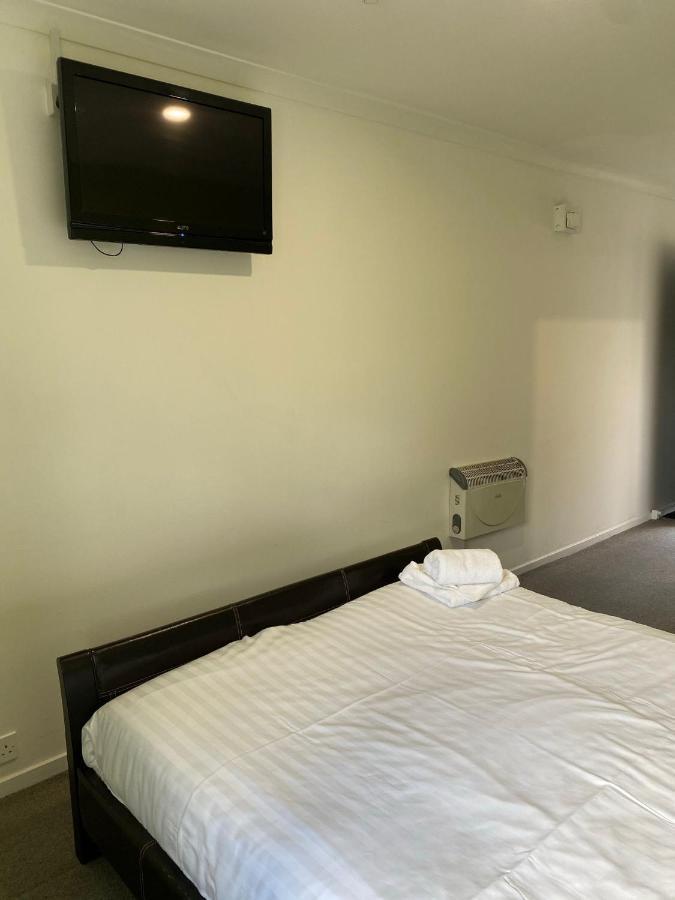 Iway Inn Hotel Cambridge  Esterno foto